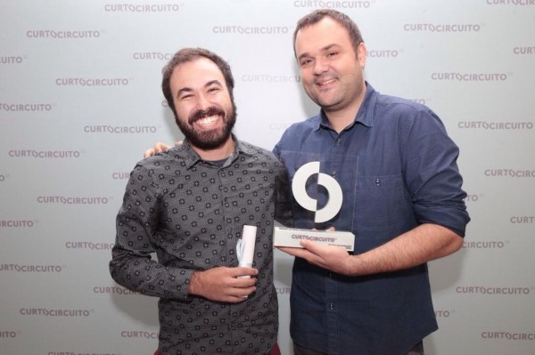 O socio AGAG Xacio Baños gaña o premio de guion AGAG no Curtocircuito con “Ser e voltar”